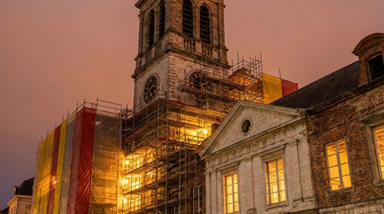 Read more about the article Historic preservation: Saving Landmarks from Demolition