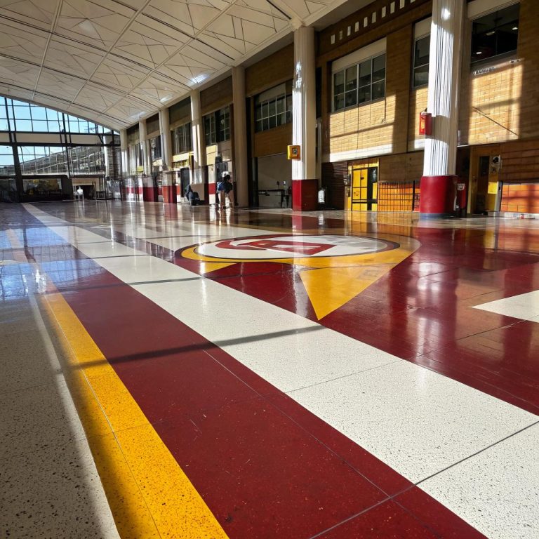 Read more about the article Flooring Denver Secrets for Immersive Stage Design